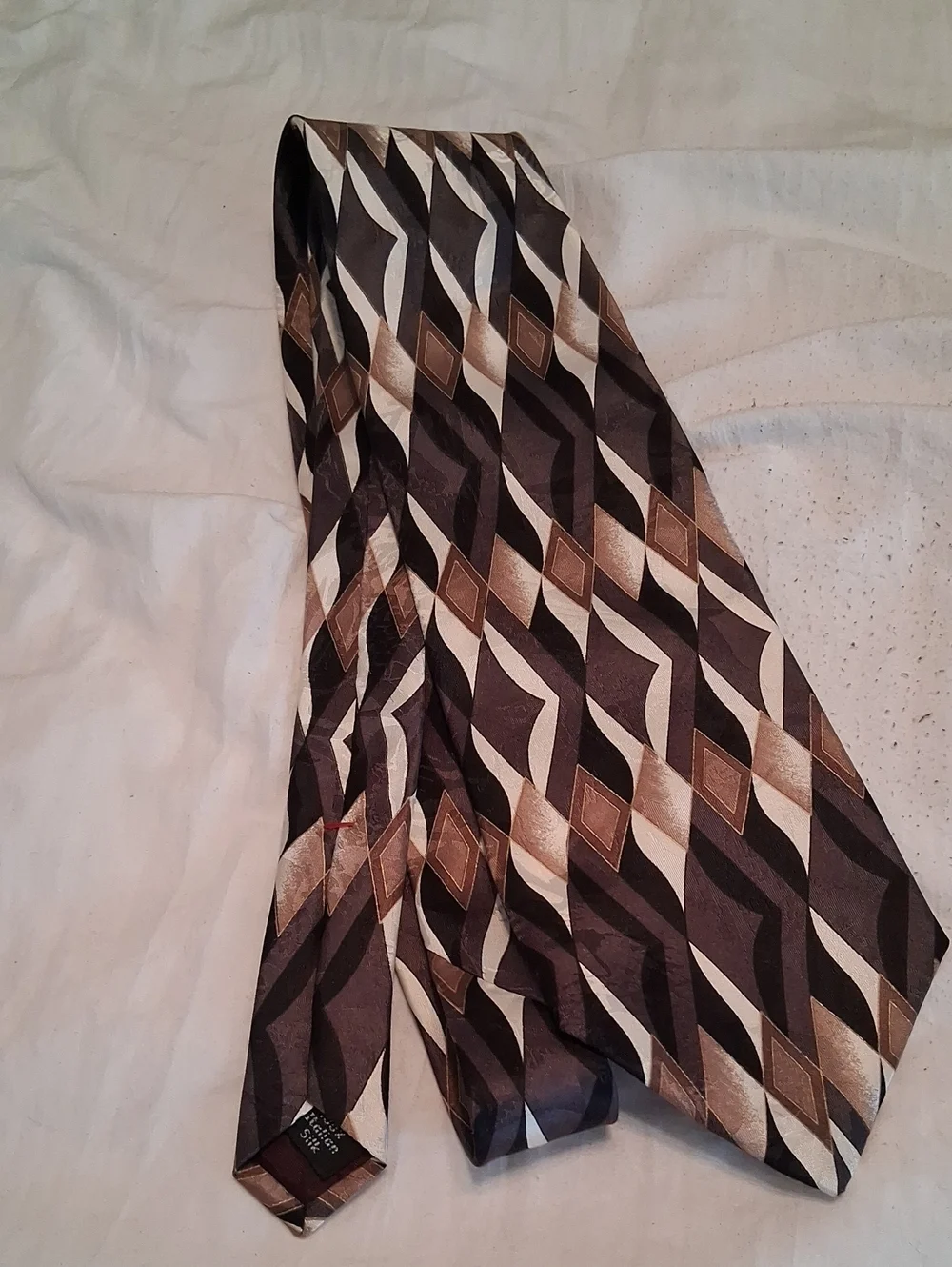 Don Loper Men's Geometric Brown & Cream Tie. Italian Silk. Office Business,